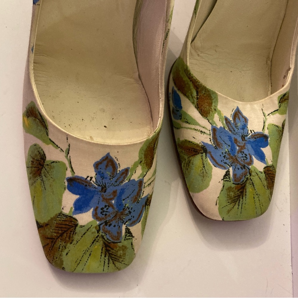 Prada floral heels size 38.5